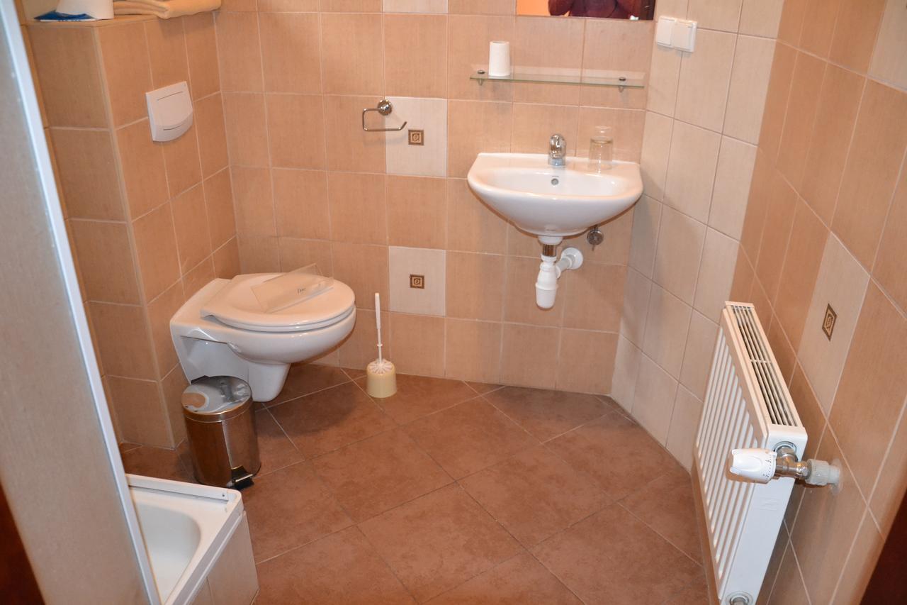 Hotel Gryf Kościerzyna Extérieur photo