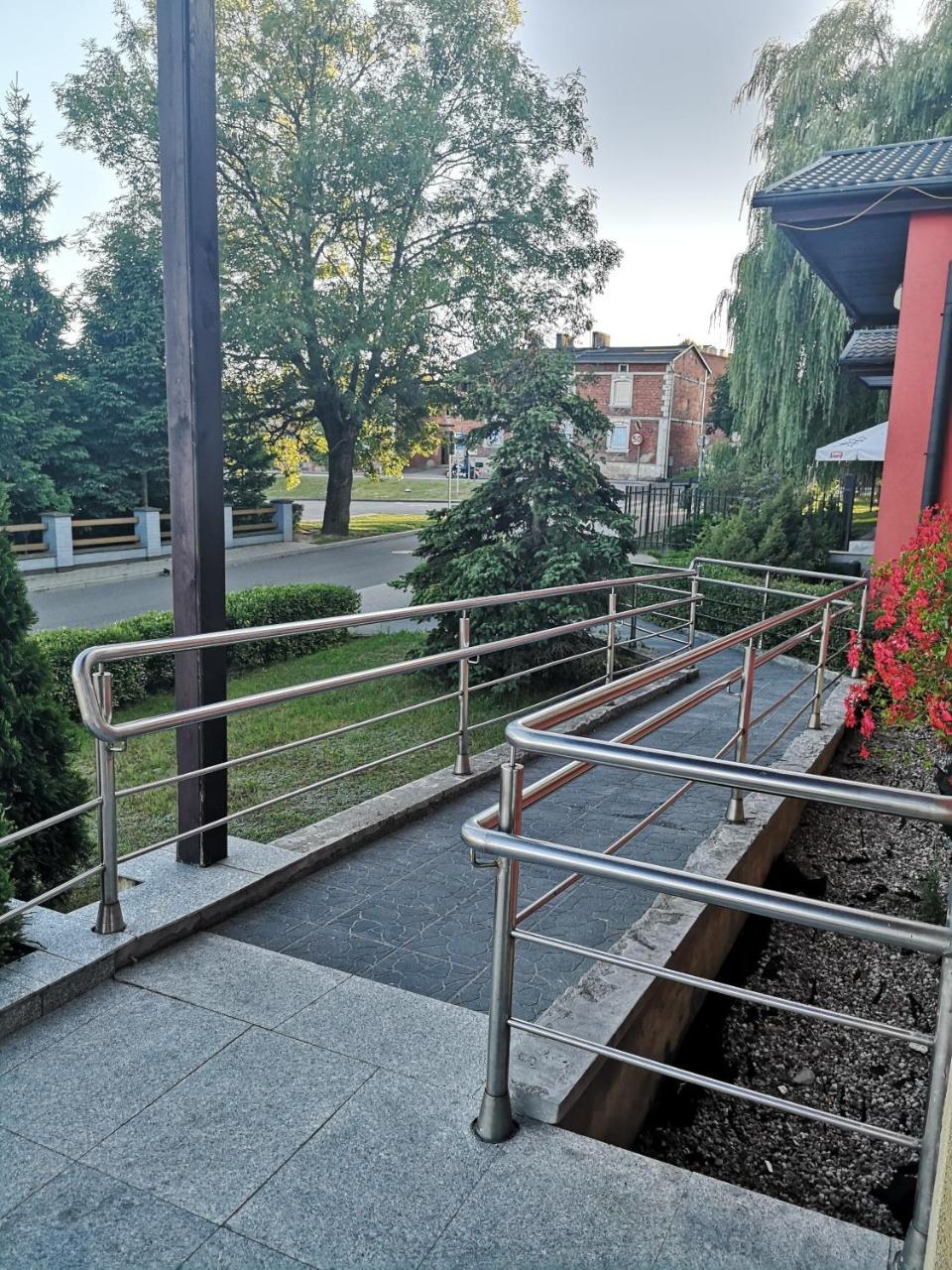 Hotel Gryf Kościerzyna Extérieur photo